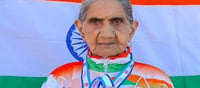 94-year-old athlete grandmother's gold medal!!